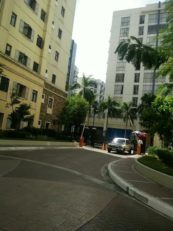 Palm Tree Genlex Condo Manila Eksteriør bilde