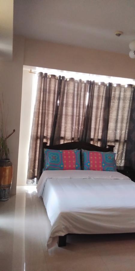 Palm Tree Genlex Condo Manila Eksteriør bilde