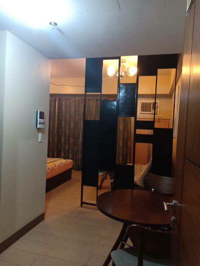 Palm Tree Genlex Condo Manila Eksteriør bilde